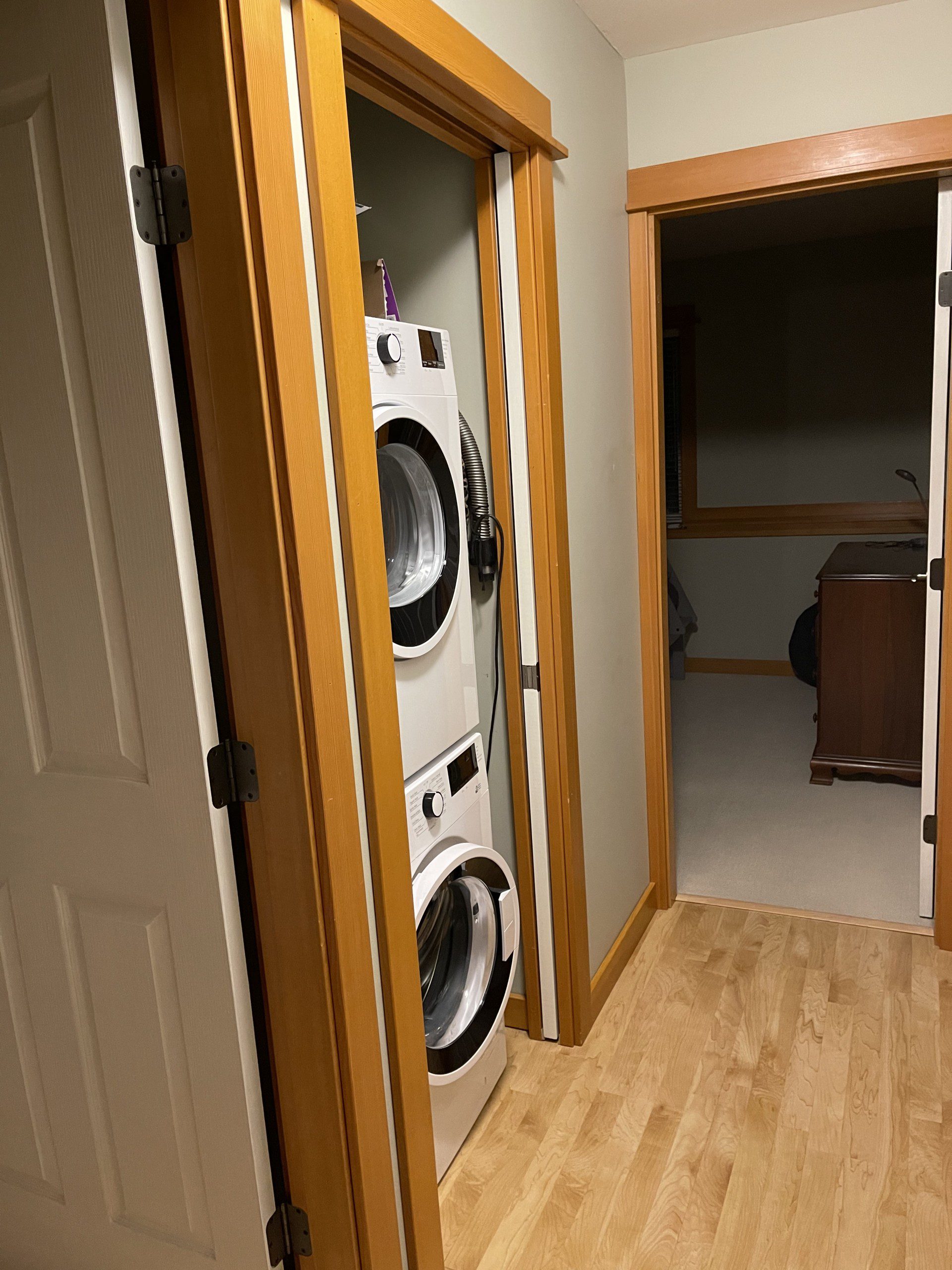 Apex Accommodation - Image 11