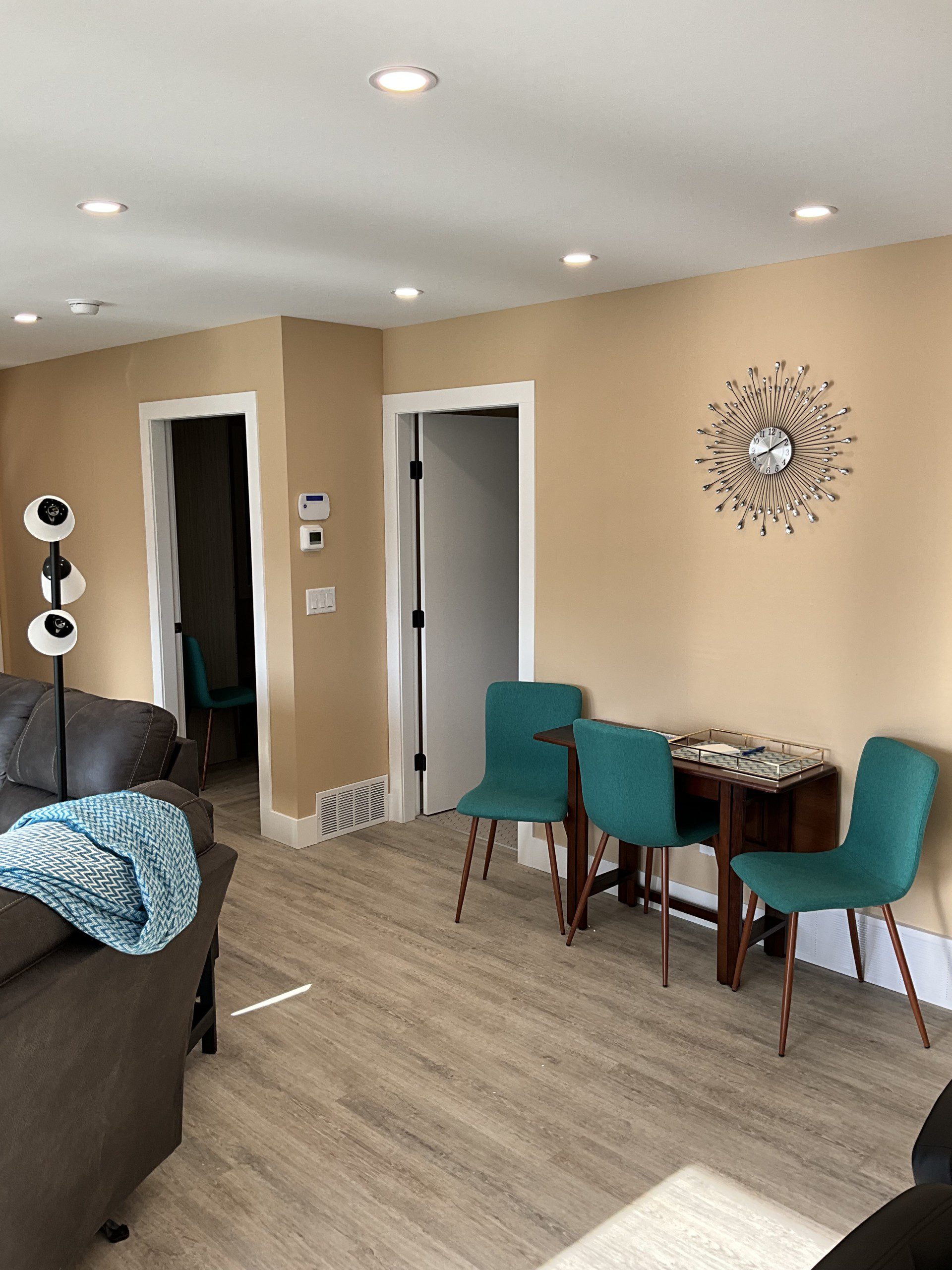 Red Roof Cottage - Image 2