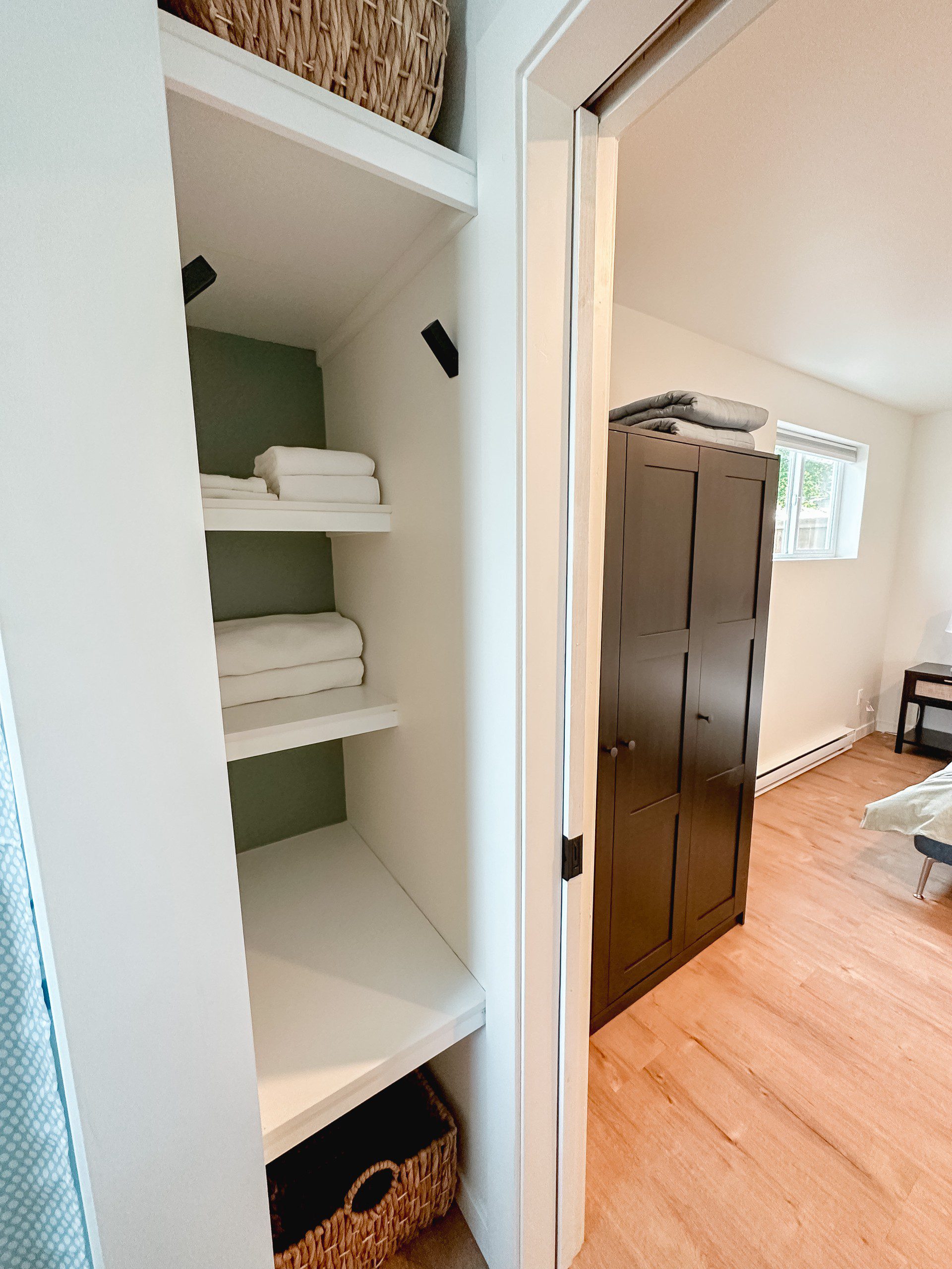 The Studio - great location, private, and modern - Image 11